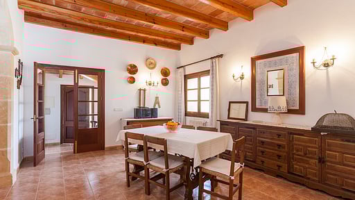 Villa Varitx Cerda Dining area
