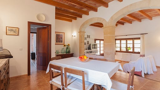 Villa Varitx Cerda Dining area