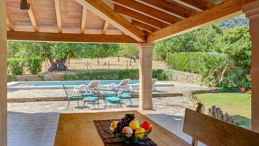 Villa Varitx Cerda Dining area