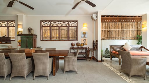 Villa Varuna Dining area