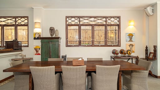 Villa Varuna Dining area