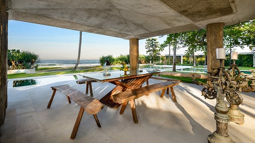 Villa Vedas Dining area