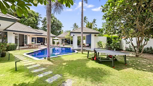 Villa Velaya Blue Garden