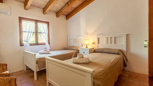 Villa Venzala Petit Bedroom 1