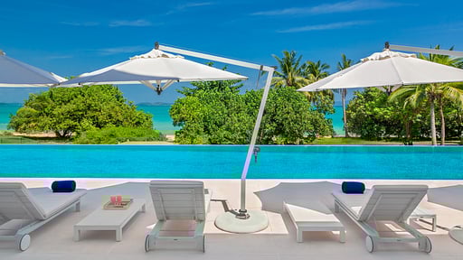 Villa Verai Бассейн