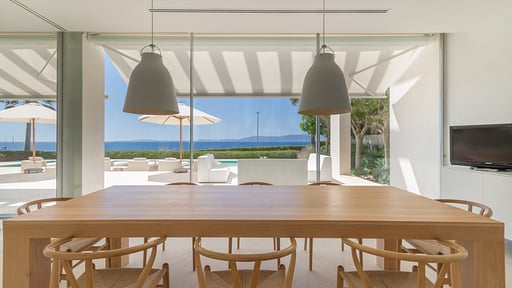 Villa Veridian Обеденная зона