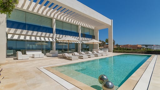 Villa Veridian Бассейн