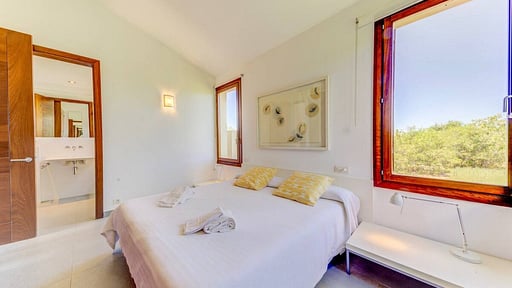 Villa Vertent Bedroom 1
