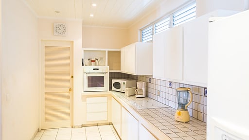 Villa Vialenc Kitchen