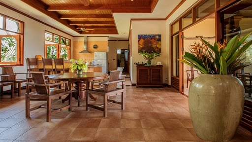 Villa Vichuda Hills Dining area 2