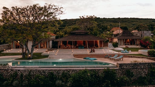 Villa Victoria Nusa Penida Swimming pool