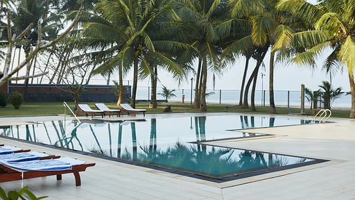 Villa Victoria Wadduwa Piscina