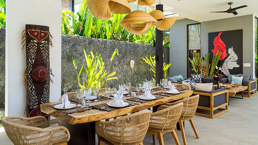 Villa Vida Dining area