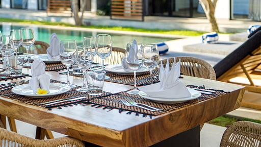 Villa Vida Dining area