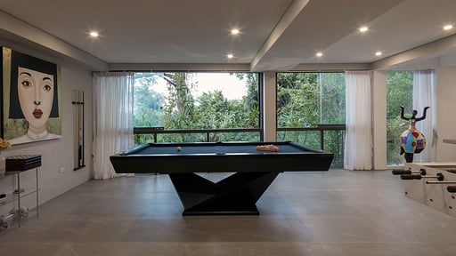 Villa Vie Billiard