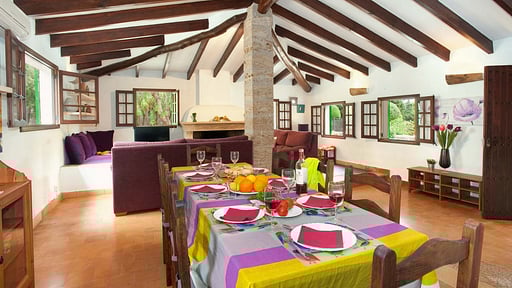 Villa Vilar de Baix Dining area
