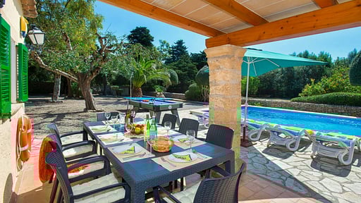 Villa Vilar de Baix Dining area