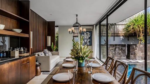 Villa Vinila Duplex 3 BR Dining area