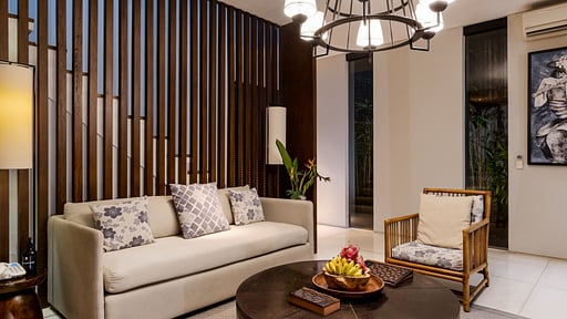 Villa Vinila Duplex 3 BR Living room