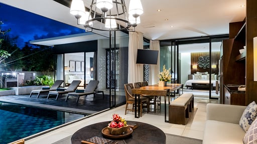 Villa Vinila Duplex 3 BR Dining area