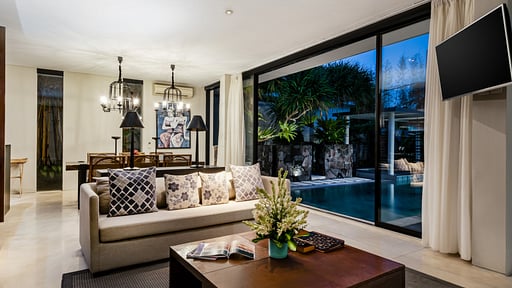 Villa Vinila Suite 3 BR Living room