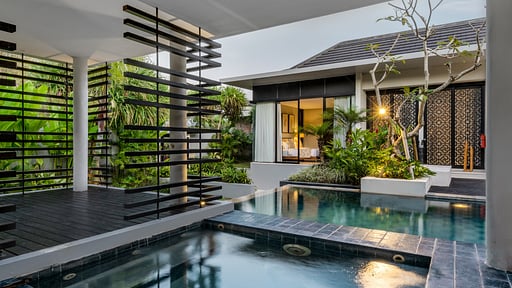 Villa Vinila Suite 3 BR Jacuzzi