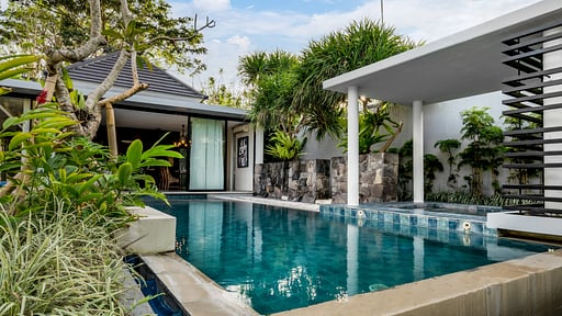 Villa Vinila Suite 3 BR Swimming pool