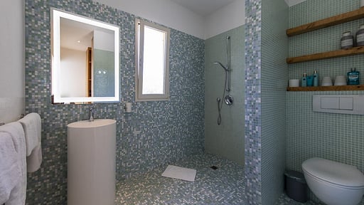 Villa Vinya Morna Schlafzimmer 1
