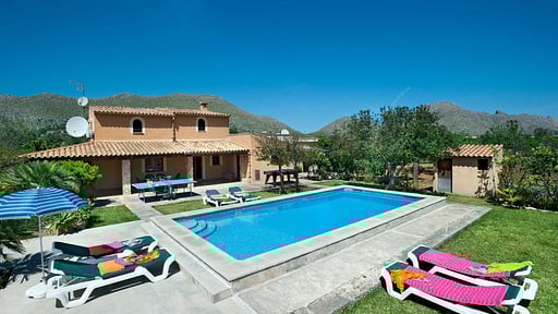 Villa Vinya Swimming pool