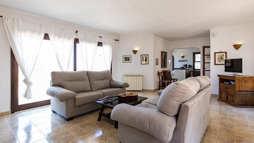 Villa Vista Conta Living room