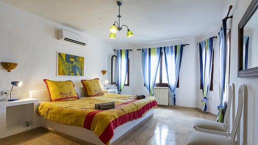 Villa Vista Conta Bedroom 1