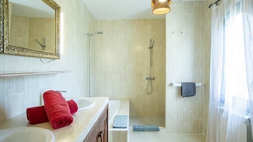 Villa Vista Conta Bedroom 2