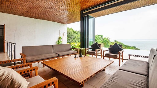 Villa Vista Living room