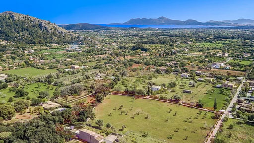 Villa Vista White Drone pictures