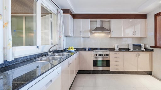 Vistamar III Kitchen