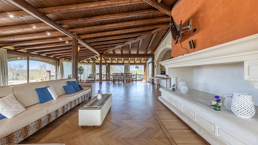 Villa Vittoriosa Salon