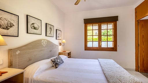 Villa Vora Bedroom 2