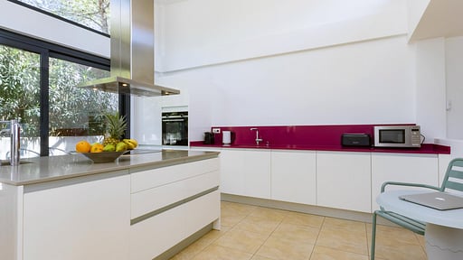 Villa Vue Kitchen