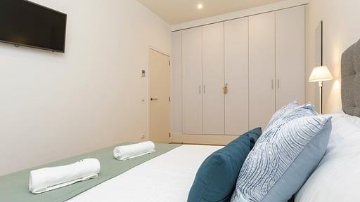 Villa Vue Bedroom 5