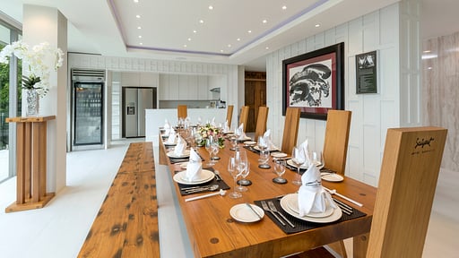 Villa W Collection Dining area