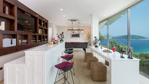 Villa W Collection Bar