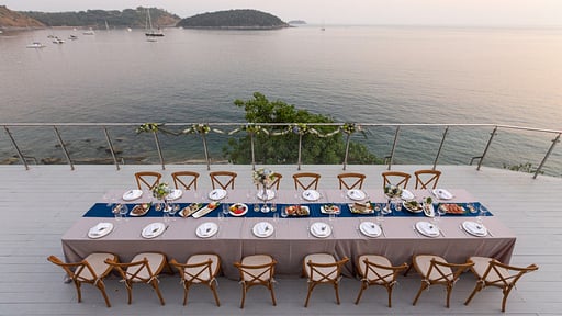 Villa W Luxury Dining area