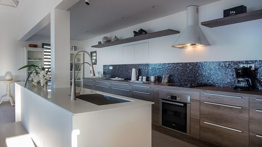 Villa W View Kitchen