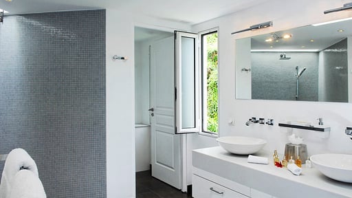 Villa Wastra Bedroom 1