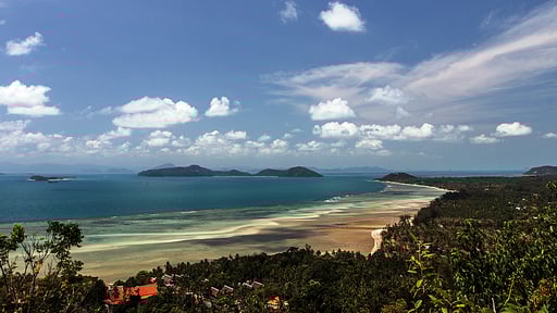 Villa Waterfall Surroundings