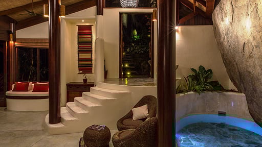 Villa Waterfall Swimming pool