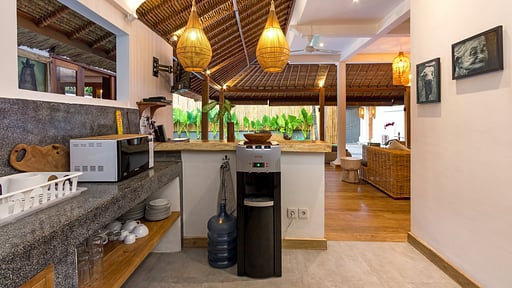 Villa Waterlily Kitchen