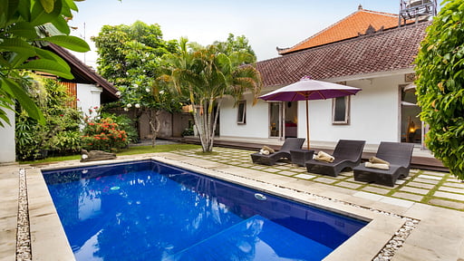 Villa Watie Swimming pool