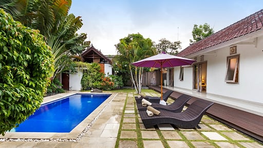 Villa Watie Swimming pool