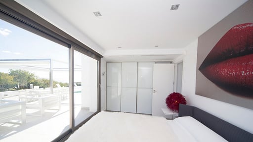 Villa Wave Bedroom 2